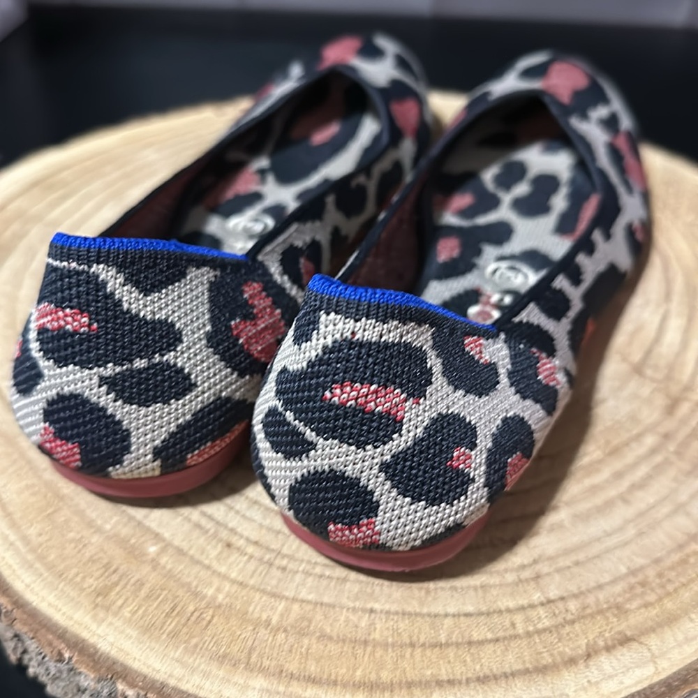 Rothy’s The Flat Round Red Cat Leopard Animal Pri… - image 3